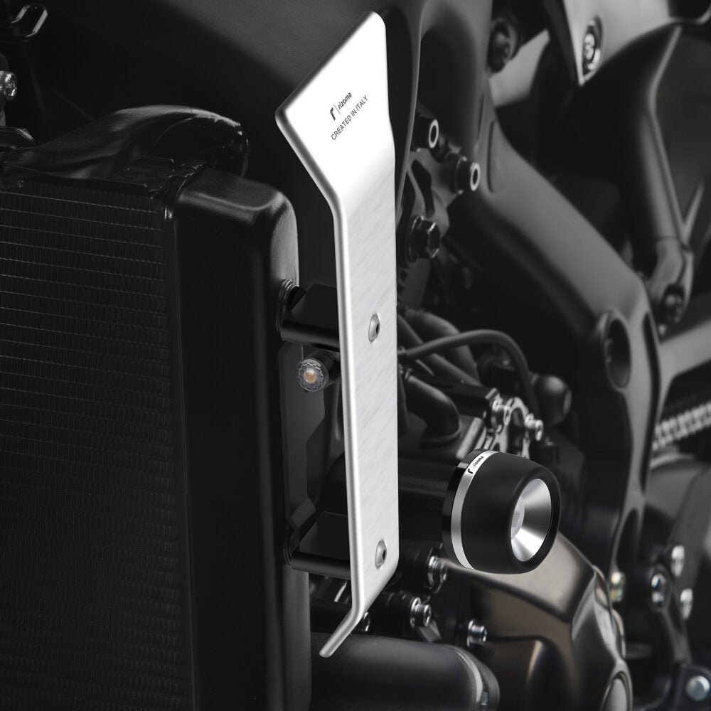 Rizoma Radiator Side Flaps (ZYF055A) - High Road Motorsports - Engine Protection - ZYF055A - Rizoma