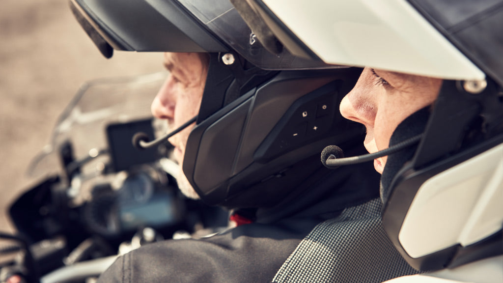 BMW V3 Communication System - System 7 Carbon