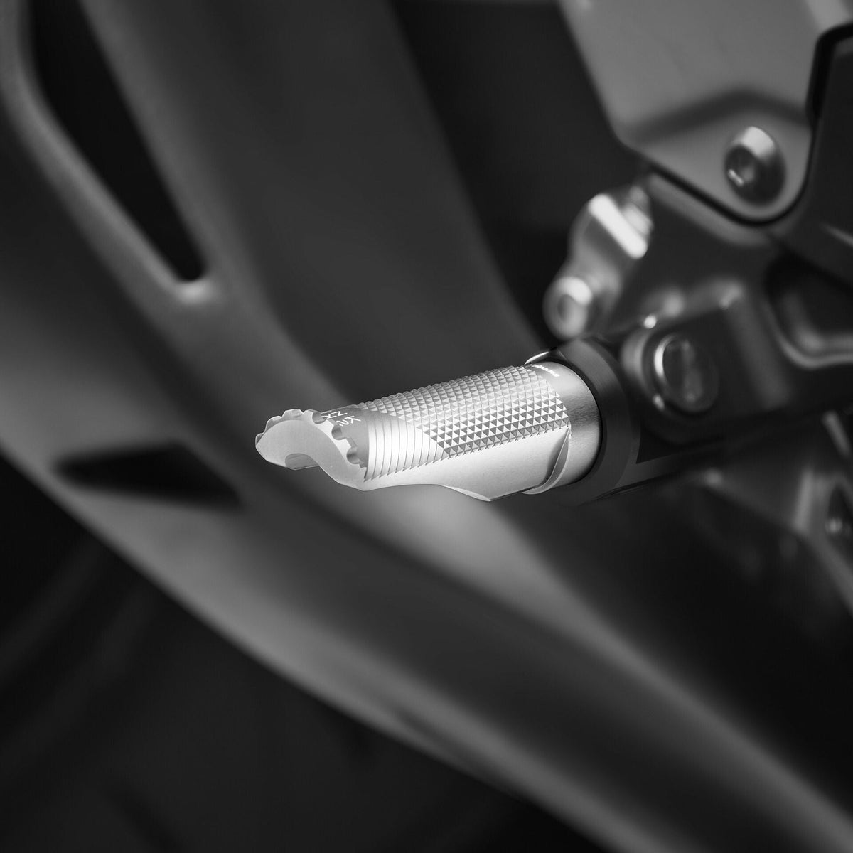 Rizoma Snake Pegs (PE615A) - High Road Motorsports - Footpeg - PE615A - Rizoma