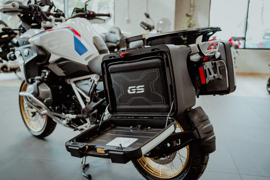 BMW Vario Cases vs Aluminum Adventure Luggage - Part 1