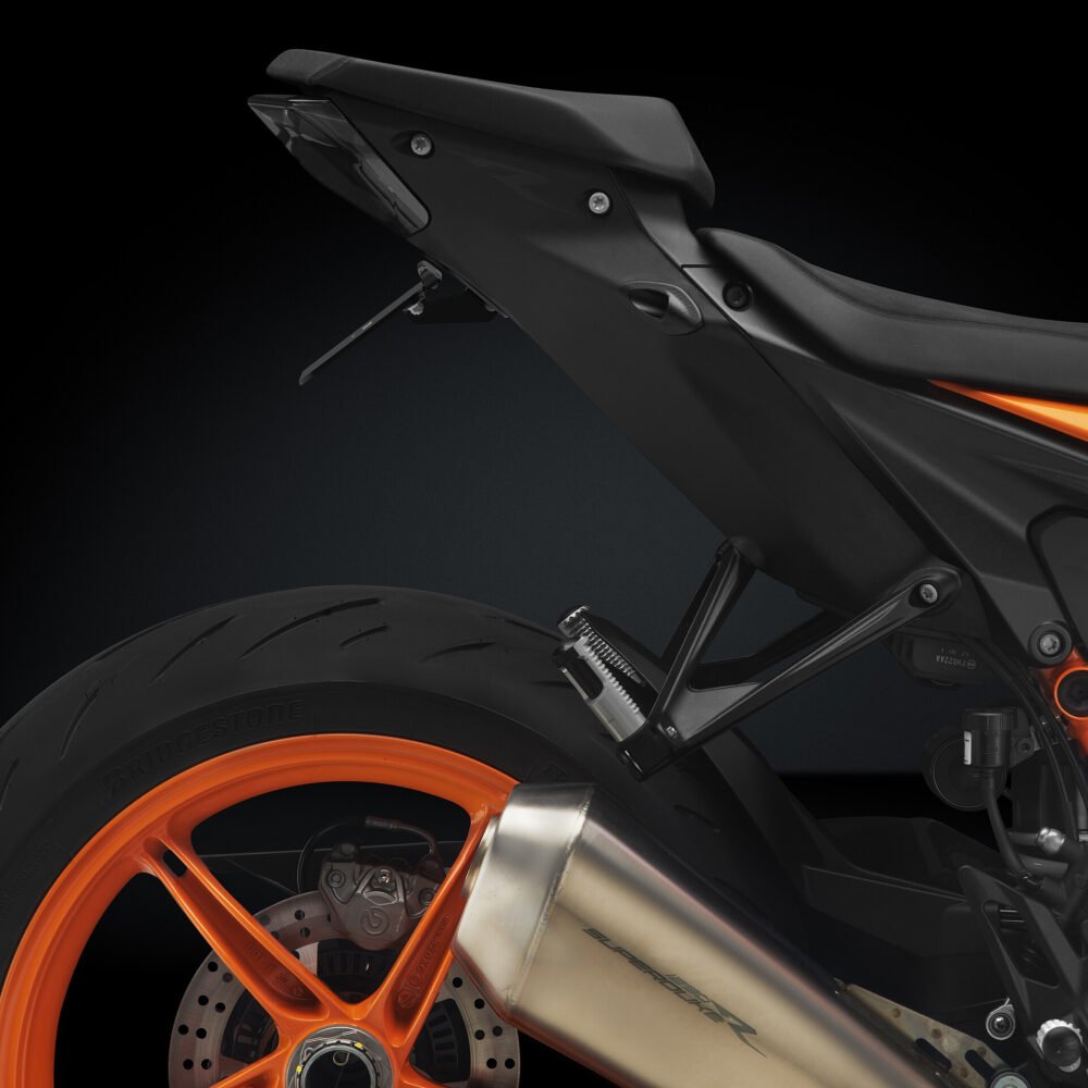 Rizoma Flat - Out Fender Eliminator (PTU062B) - High Road Motorsports - License Plate Accessories - PTU062B - Rizoma