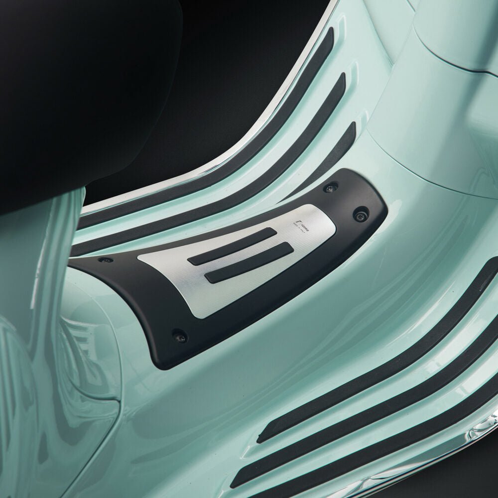Rizoma Foot Board Tunnel Cover (ZVP047) - High Road Motorsports - Foot Controls - ZVP047A - Rizoma