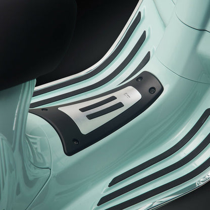 Rizoma Foot Board Tunnel Cover (ZVP047) - High Road Motorsports - Foot Controls - ZVP047A - Rizoma