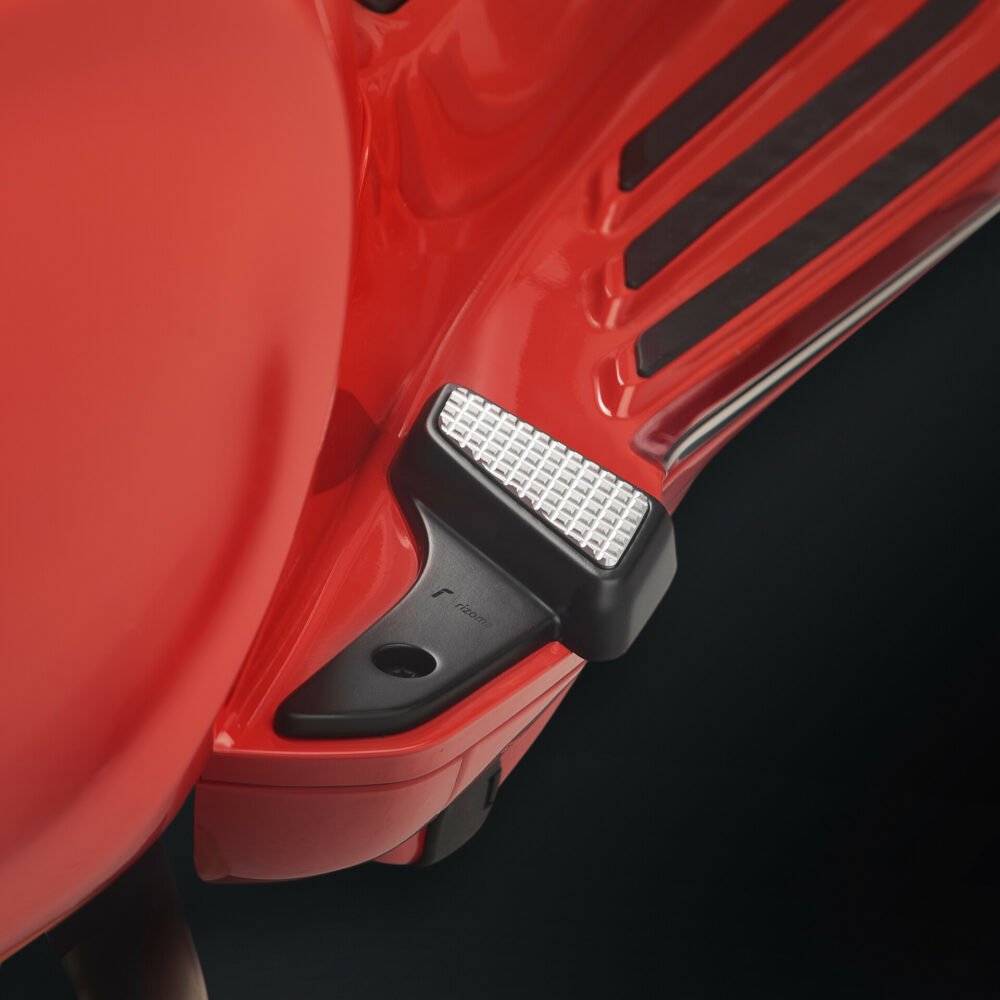Rizoma Passenger Foot Pegs (PE741A) - High Road Motorsports - Foot Controls - PE741A - Rizoma