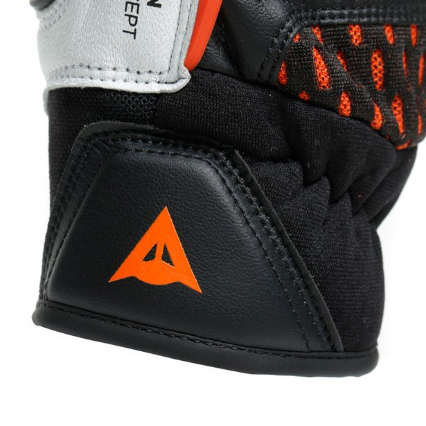 Dainese Carbon 3 Short Gloves - High Road Motorsports - Motorcycle Gloves - 75281372XS - Dainese