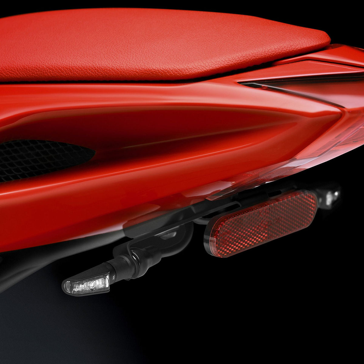 Rizoma Fox License Plate Holder Kit (PT607B) - High Road Motorsports - Plate Holder - PT607B - Rizoma