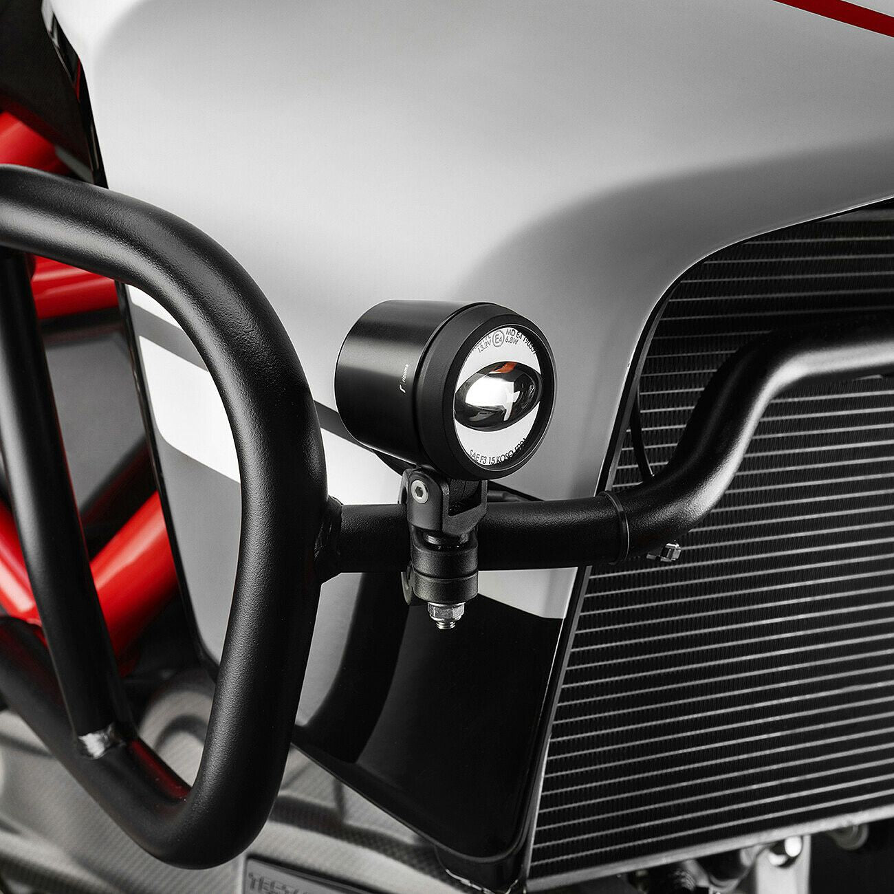 Rizoma LED Fog Auxiliary Lights (EE140B) - High Road Motorsports - Auxillary Light - EE140B - Rizoma