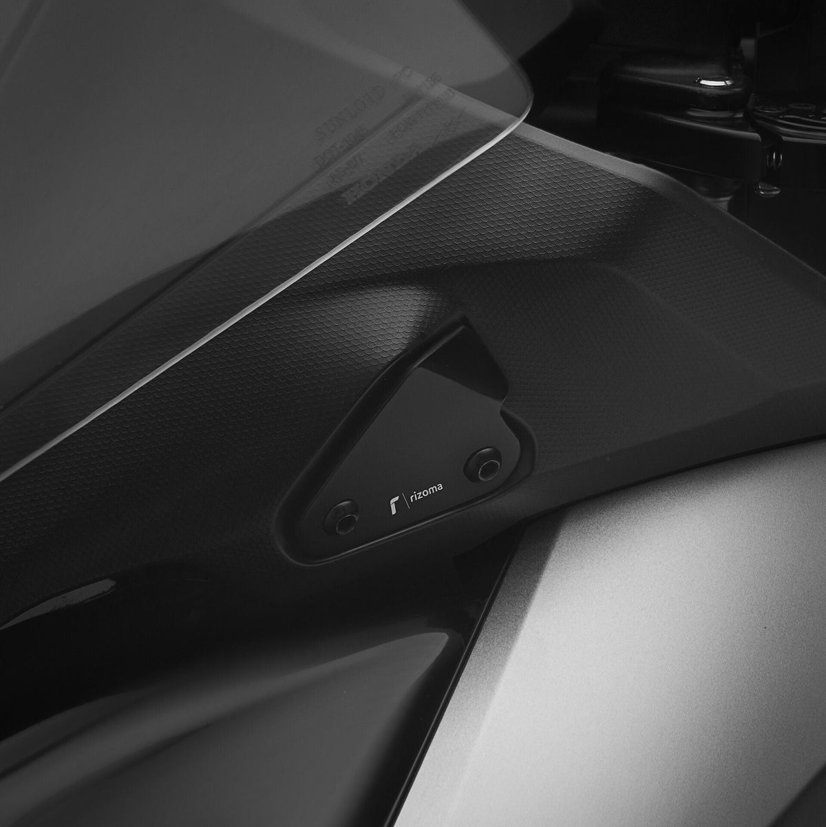 Rizoma Mirror Plugs (BS799B) - High Road Motorsports - Handlebar Cap - BS799B - Rizoma