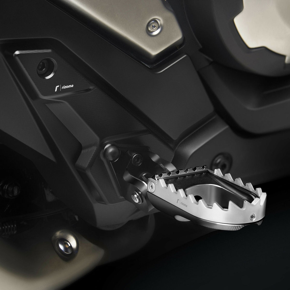 Rizoma Peg Mounting Kit (PE667B) - High Road Motorsports - Mount - PE667B - Rizoma