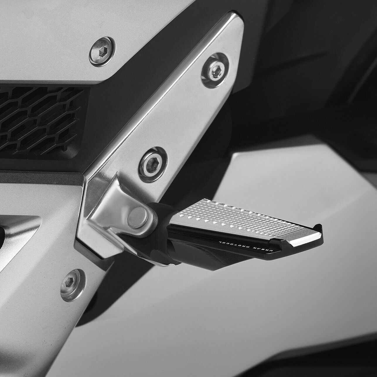 Rizoma Urban Protocol Pegs (PE643B) - High Road Motorsports - Footpeg - PE643B - Rizoma